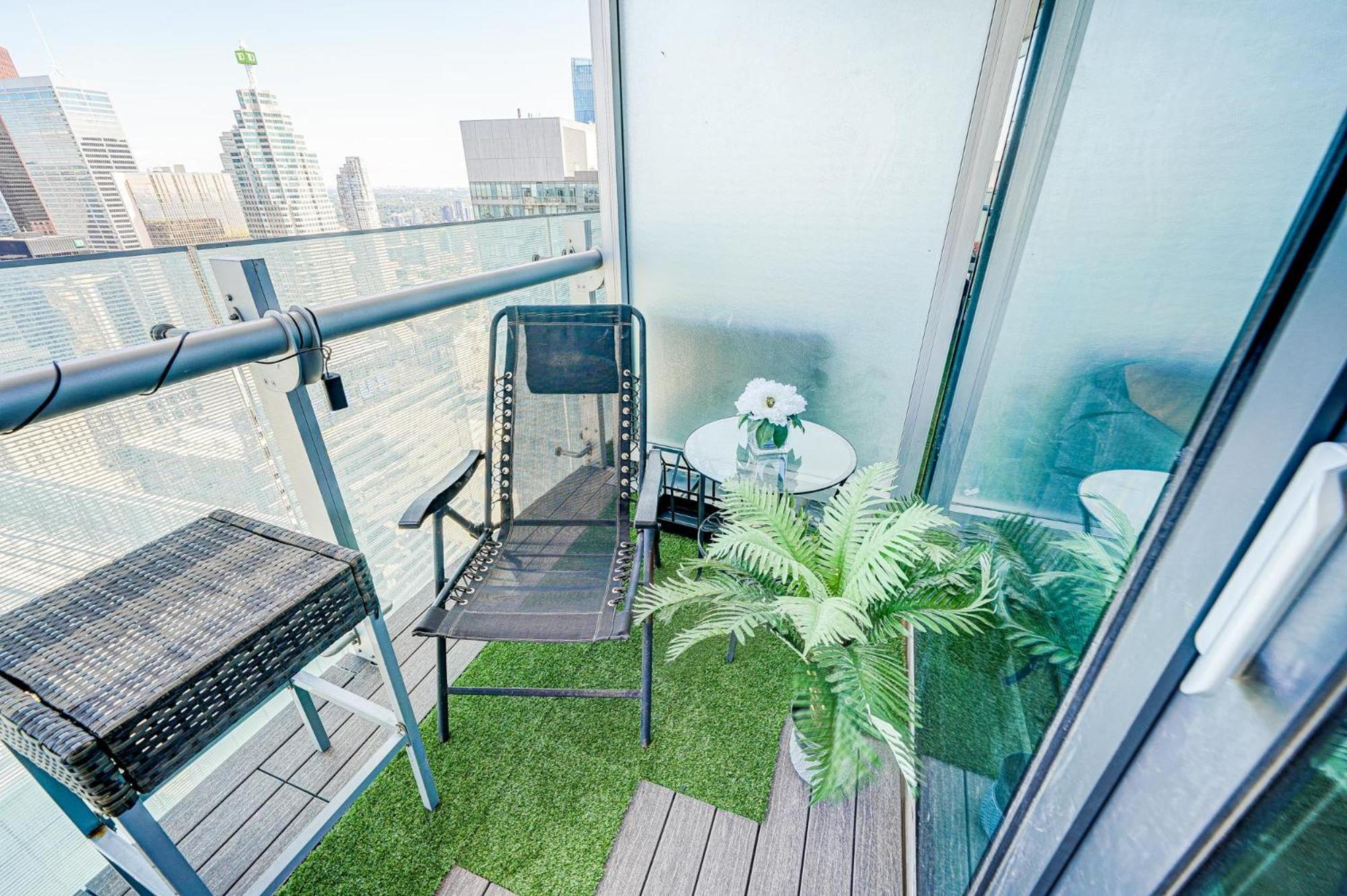 Skytree - Modern Rusty Condo Close To Union Station In Heart Of Downtown 토론토 외부 사진