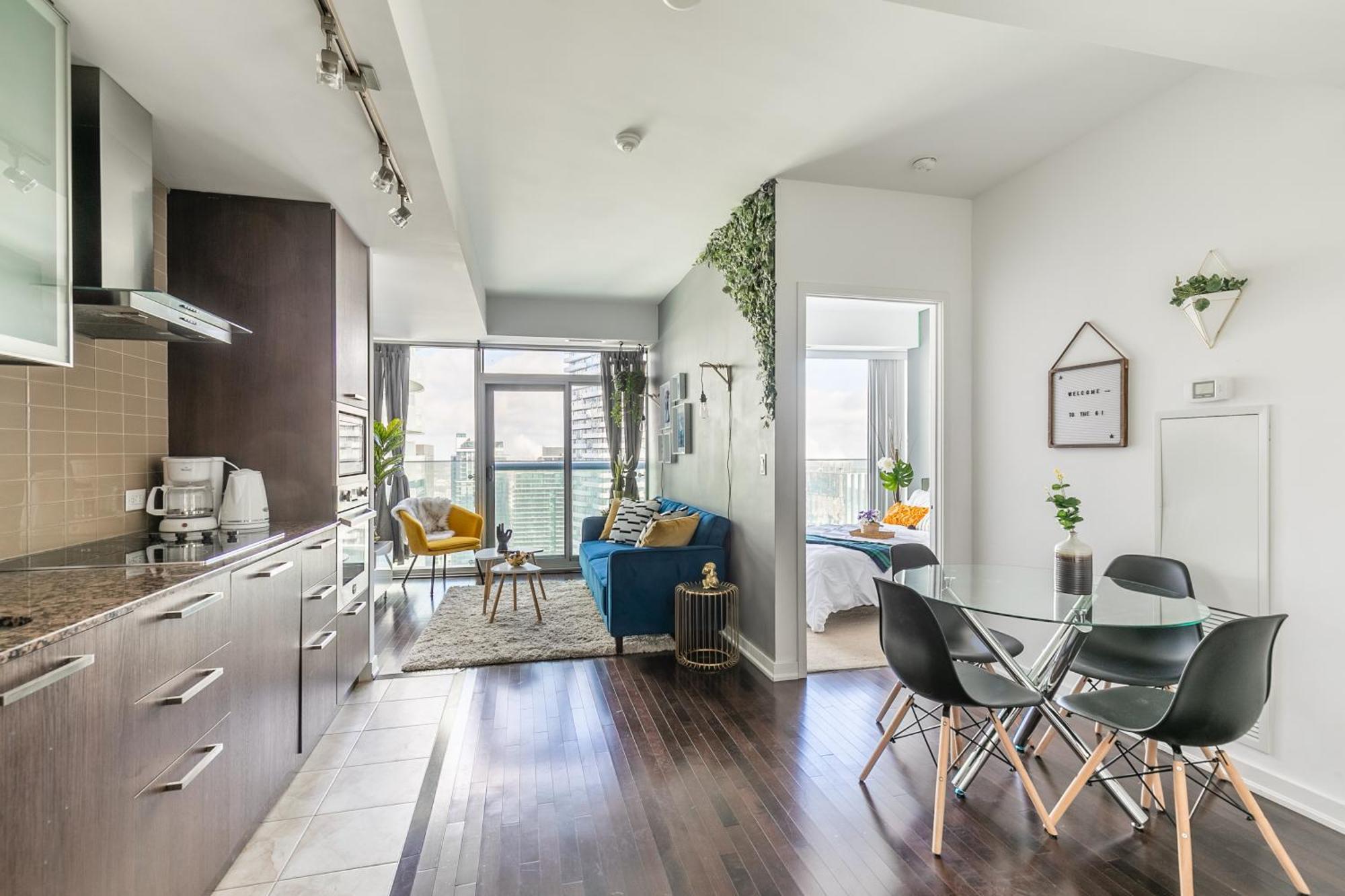 Skytree - Modern Rusty Condo Close To Union Station In Heart Of Downtown 토론토 객실 사진